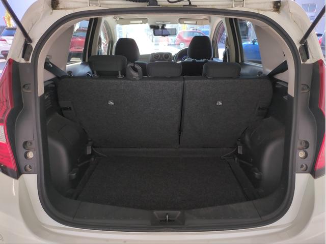 ノート e-パワー X シーギア 衝突軽減ブレーキ バックカメラ 全周囲カメラ SDナビ クリアランスソナー LEDライト オ-トライト ドラレコ ETC2.0 純正アルミ BT接続 CD/DVD再生 Aストップ Pスタート(11枚目)