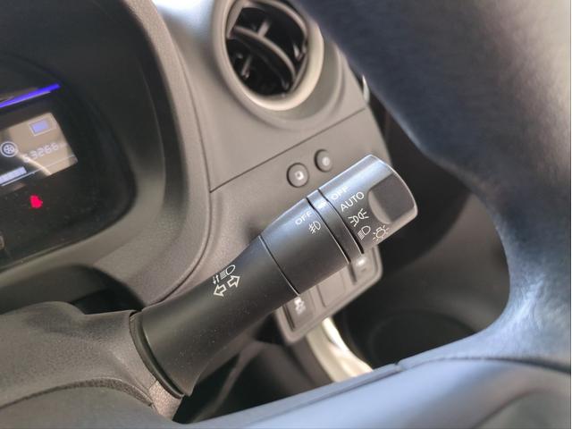 ノート e-パワー X シーギア 衝突軽減ブレーキ バックカメラ 全周囲カメラ SDナビ クリアランスソナー LEDライト オ-トライト ドラレコ ETC2.0 純正アルミ BT接続 CD/DVD再生 Aストップ Pスタート(32枚目)