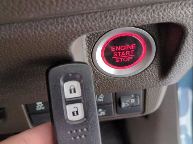 N-WGN Lホンダセンシング 衝突軽減装置 追従クルコン 純正ナビ バックカメラ 障害物センサー レーンアシスト シートヒーター BTオーディオ USB接続 ドラレコ ETC LEDライト オートライト ベンチシート Pスタート(19枚目)