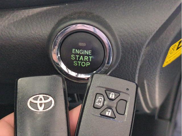 アイシス プラタナ 電動スライドドア SDナビ ドラレコ ETC 純正アルミ BTオーディオ フルセグTV CD/DVD再生 プッシュスタート Fフォグライト スマートキー 電動格納ミラー フロアマット(18枚目)