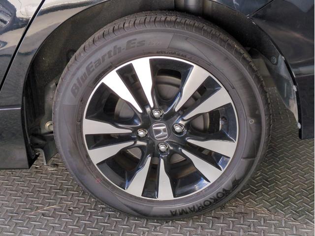 シャトル ハイブリッドX ホンダセンシング 衝突軽減B Bカメラ レーンキープ SDナビ 追従クルコン LEDライト オートライト シートヒーター ドラレコ ETC 純正アルミ BT接続 パドルシフト ステアリモコン チップアップ ハーフレザー(47枚目)