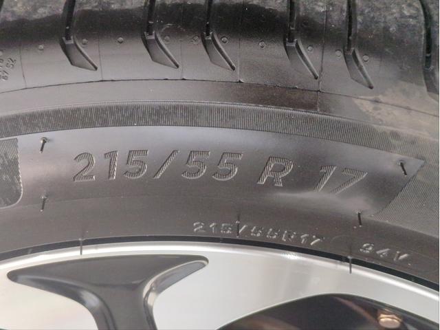 ヴェゼル ハイブリッドＺ　衝突軽減ブレーキ　バックカメラ　メモリーナビ　オートクルコン　シートヒーター　ＬＥＤライト　オートライト　ＥＴＣ　ルーフレール　純正アルミ　ハーフレザー　ＢＴ接続　パドルシフト　ＣＤ／ＤＶＤ再生（50枚目）