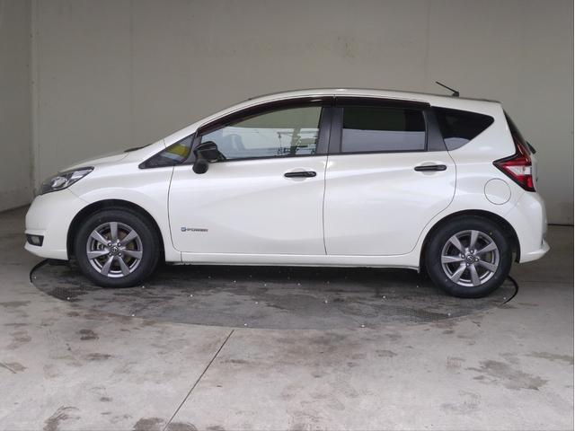 ノート ｅ－パワー　メダリスト　ブラックアロー　新品タイヤ　ワンオーナー　衝突軽減Ｂ　全周囲カメラ　障害物センサー　ＳＤナビ　追従クルコン　ＬＥＤライト　オートライト　ＥＴＣ２．０　ドラレコ　ＢＴ接続　純正アルミ　Ａストップ（46枚目）