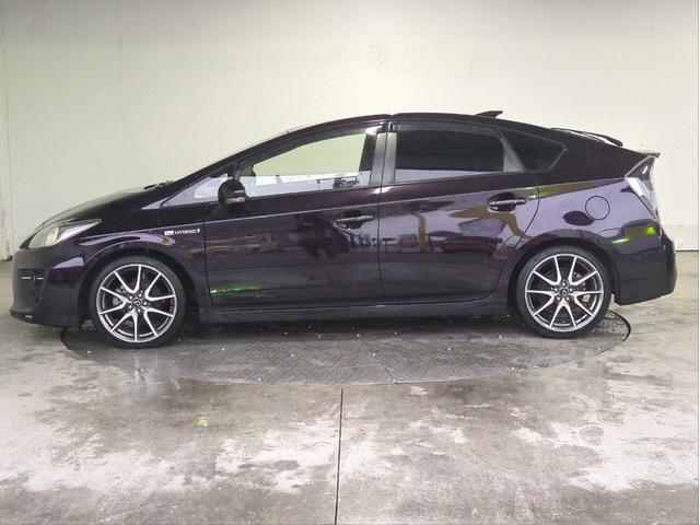 プリウス Ｓツーリングセレクション・Ｇ’ｓ　純正ナビ　バックカメラ　ＢＴオーディオ　ＣＤ・ＤＶＤ・ブルーレイ再生　プッシュスタート　スマートキー　ＨＩＤライト　オートライト　Ｆフォグランプ　純正アルミ　ＥＴＣ（43枚目）