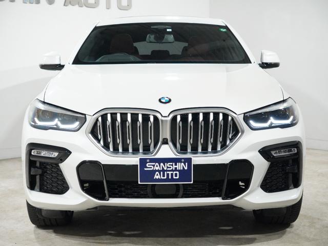 Ｘ６ ｘＤｒｉｖｅ　３５ｄ　Ｍスポーツ　Ｍスポーツエクステリア　Ｍスポーツ２２インチＡＷ　レッドレザーインテリア　カーボンインテリア　パノラマルーフ　３６０°カメラ　クリスタルシフトノブ　ＬＥＤヘッドライト（4枚目）