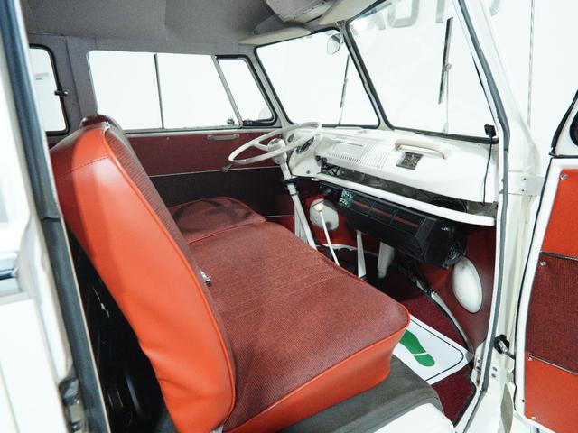 タイプII ベースグレード エアコン付き 7人乗り MT 13ウインド フルレストア(13枚目)