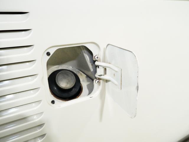 タイプII ベースグレード エアコン付き 7人乗り MT 13ウインド フルレストア(25枚目)