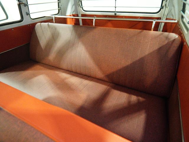 タイプII ベースグレード エアコン付き 7人乗り MT 13ウインド フルレストア(31枚目)