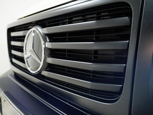 Gクラス G450d ED ストロンガー ザン ザ1980s EDストロンガーザンTHE1980S 国内25台限定 プロフェッショナルラインエクステリア MANUFAKTURナイトブラックFフェイス 専用インテリア 18インチAW スペアカバー 限定専用カラー(13枚目)