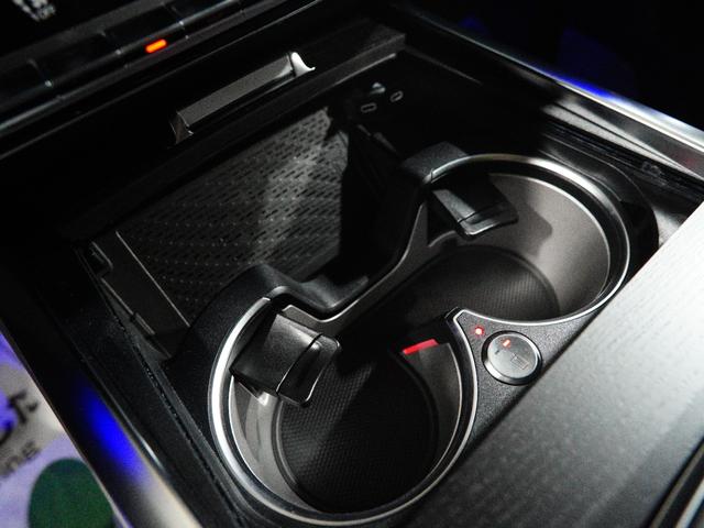 Gクラス G450d ED ストロンガー ザン ザ1980s EDストロンガーザンTHE1980S 国内25台限定 プロフェッショナルラインエクステリア MANUFAKTURナイトブラックFフェイス 専用インテリア 18インチAW スペアカバー 限定専用カラー(24枚目)