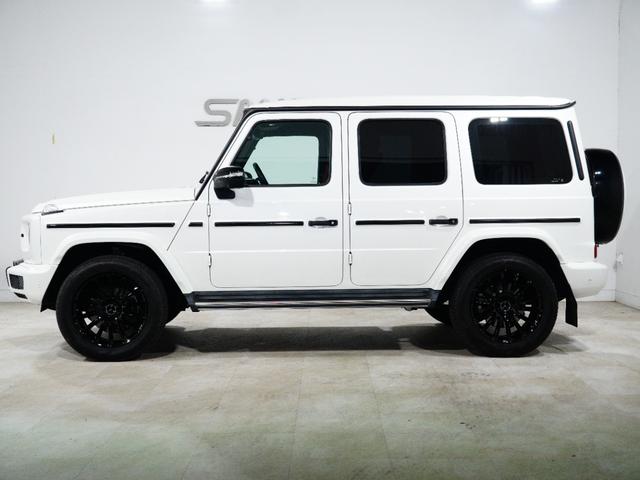 Gクラス G400d THORマフラースピーカー AMG20インチブラックAW ホログラフィックFフィルム ドアミラー&背面カバーグロスブラックペイント シートH レーダーセーフティ ドラレコ SR アダプティブダンピング(7枚目)