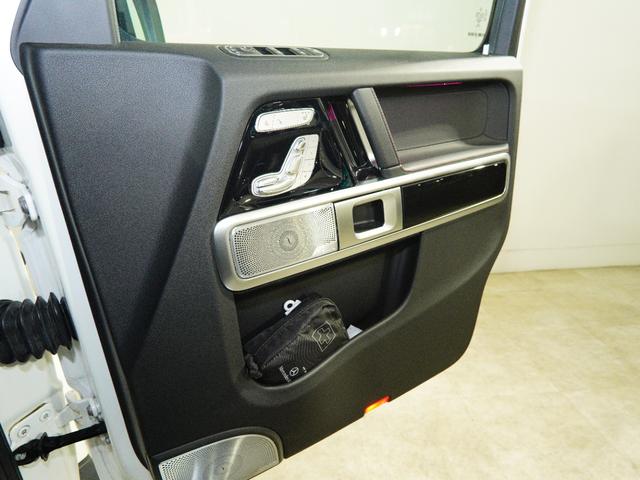 Gクラス G400d THORマフラースピーカー AMG20インチブラックAW ホログラフィックFフィルム ドアミラー&背面カバーグロスブラックペイント シートH レーダーセーフティ ドラレコ SR アダプティブダンピング(23枚目)