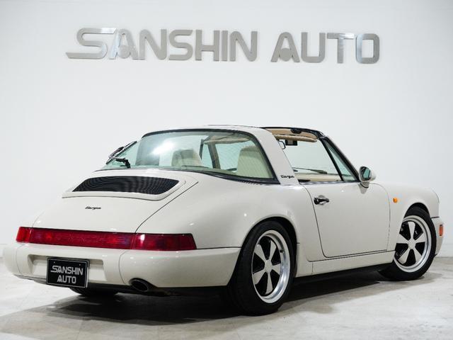 911 911カレラ2 タルガ 前席パワーシート シートヒーター パワーウィンドウ カスタマイズインテリア 4AT ポルシェクラッシック サーティフィケイト認定書付き(2025.6.15ポルシェディーラー)(3枚目)