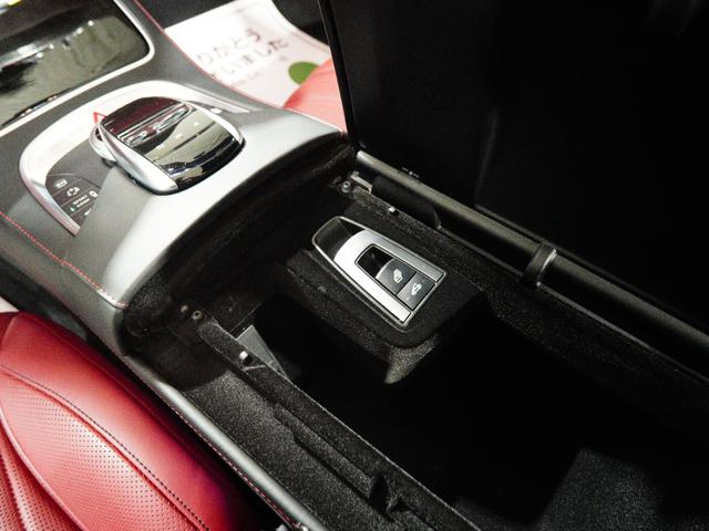 Sクラス S63 4マチック カブリオレ カーボンスポイラー レザーエクスクルーシブPKG カーボントランクスポイラー レッドレザー ブルメスターサウンド アルカンターラコンビステアリング ナイトビジョン HUD レーダー探知機 ドラレコ(25枚目)