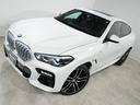 Ｘ６ ｘＤｒｉｖｅ　３５ｄ　Ｍスポーツ　Ｍスポーツエクステリア　Ｍスポーツ２２インチＡＷ　レッドレザーインテリア　カーボンインテリア　パノラマルーフ　３６０°カメラ　クリスタルシフトノブ　ＬＥＤヘッドライト（8枚目）