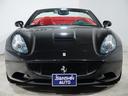カリフォルニア ベースグレード　ベースグレード（４名）　カーボンＬＥＤステアリング　パワークラフト可変付きマフラー　レッドレザーインテリア　バックカメラ　レッドキャリパー　純正２０インチＡＷ　シートヒーター　七宝焼きエンブレム（4枚目）