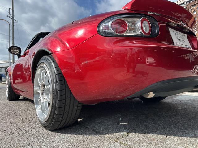 ロードスター RS F6速・禁煙車・RSアイザワマフラー・社外ステンレスエキマニ・クスコ車高調・RAYS17AW・クスコタワーバー・ダックテールスポイラー・ナルディハンドル・D席レカロ旧車風貼替えシート・ETCカードキー(25枚目)