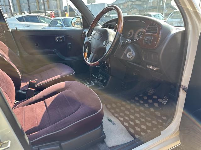 ミラジーノ ジーノ Sエディション Sエディション特別仕様車・禁煙車・キーレス・ドライブレコーダー・ETC・ウッドコンビH・ウッド調センタークラスター・Wエアバック・電格ドアミラー・14AWレグノタイヤ・メッキリアライセンスガーニッシュ(5枚目)