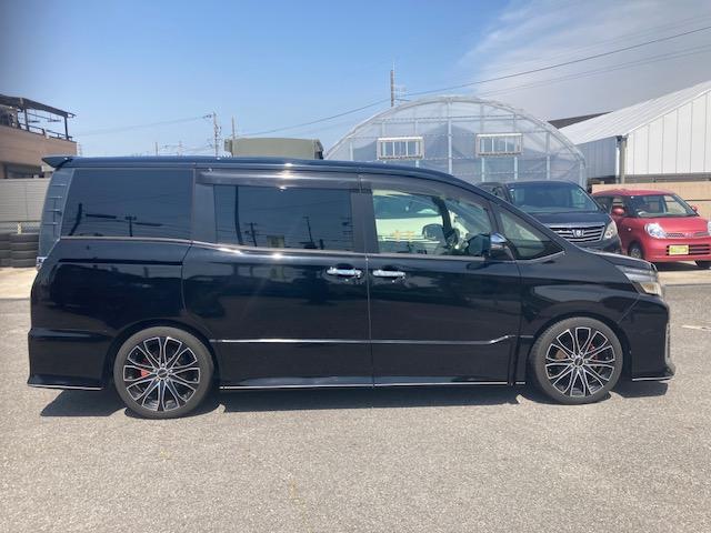 ヴォクシー ZS 煌II(5枚目)