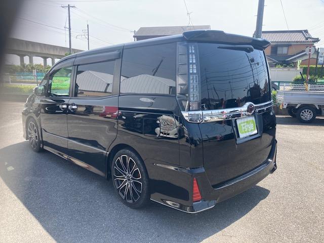 ヴォクシー ZS 煌II(8枚目)