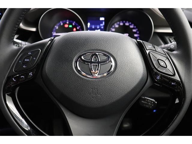 Ｃ－ＨＲ Ｇ－Ｔ　衝突被害軽減ブレーキ　フルセグ地デジ　ＬＥＤヘッドランプ　盗難防止システム　アルミホイール　オートクルーズコントロール　メモリーナビ　ミュージックプレイヤー接続可　バックカメラ　半革シート　ＤＶＤ（4枚目）