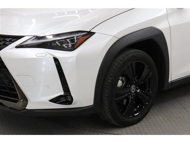 UX UX250h アーバンエレガンス プリクラッシュセーフティー 横滑り防止 1オーナー 地デジ Pシート Bカメラ ナビTV ETC車載器 DVD ムーンルーフ ミュージックプレイヤー接続可 スマートキー メモリーナビ ドラレコ(18枚目)