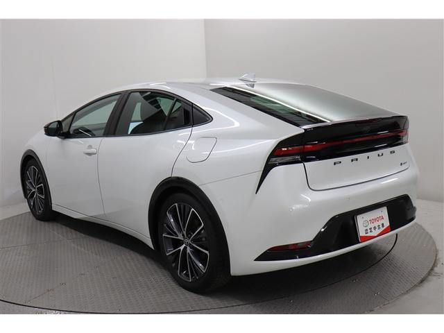 プリウス Z リアカメラ プリクラッシュ 試乗車 PWシート 1オーナ AC100V電源 LEDランプ オートクルーズ アルミホイール AC 運転席エアバッグ 横滑り防止装置 ETC付 盗難防止システム TV(2枚目)
