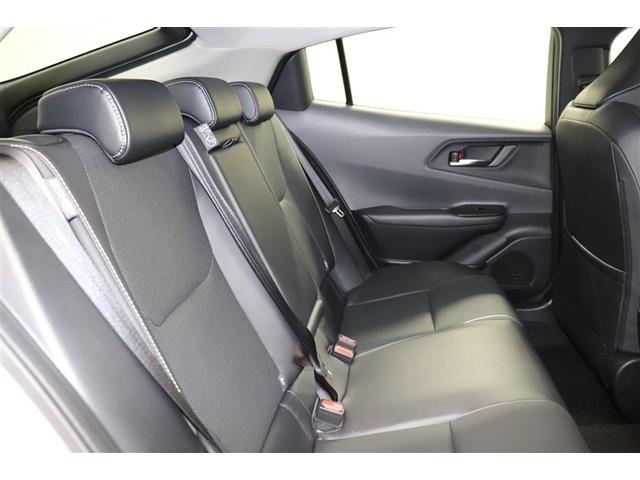 プリウス Z リアカメラ プリクラッシュ 試乗車 PWシート 1オーナ AC100V電源 LEDランプ オートクルーズ アルミホイール AC 運転席エアバッグ 横滑り防止装置 ETC付 盗難防止システム TV(22枚目)