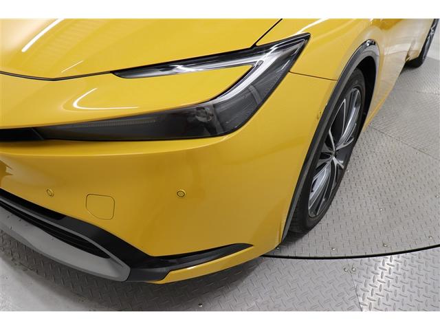 プリウス Z リアカメラ プリクラッシュ 試乗車 PWシート 1オーナ LEDランプ オートクルーズ アルミホイール AC 運転席エアバッグ 横滑り防止装置 ETC付 盗難防止システム パワーウインドウ TV(12枚目)