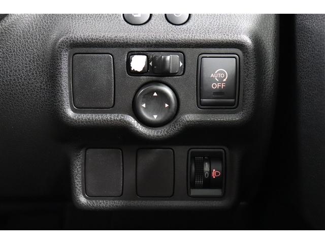 ノート ライダー アイドルストップ ワンオーナー車 記録簿 アルミホイール ABS キーレス メモリーナビ エアバック パワーステアリング Bカメラ スマートキー&プッシュスタート ドラレコ エアコン パワーウィンドウ(7枚目)