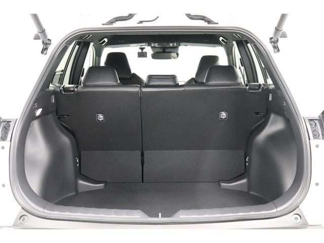 カローラクロス ハイブリッド　Ｚ　ＰＣＳ　フルセグテレビ　ＬＥＤヘッドライト　Ｂカメラ　ナビ・ＴＶ　インテリジェントキー　パワーシート　アイドルストップ　キーフリー　ドライブレコーダー　アルミホイール　ＥＴＣ　元試乗車　盗難防止（18枚目）