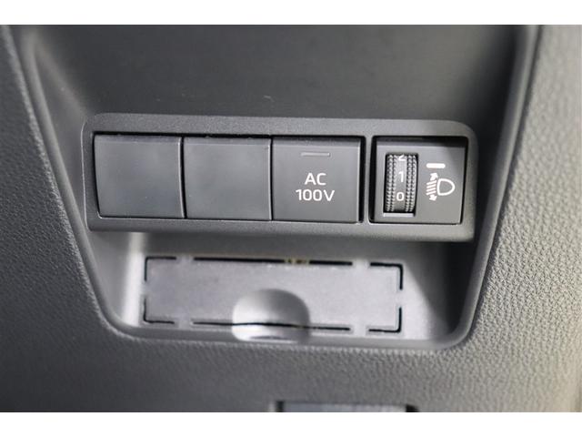 アクア Ｘ　踏み間違い防止　１００Ｖ　イモビ　点検記録簿　ＬＥＤヘッドライト　スマートキー　横滑り防止機能　キーレスエントリー　ワンオーナー　オートクルーズ　オートエアコン　元試乗車　カーテンエアバッグ　ＡＢＳ（5枚目）