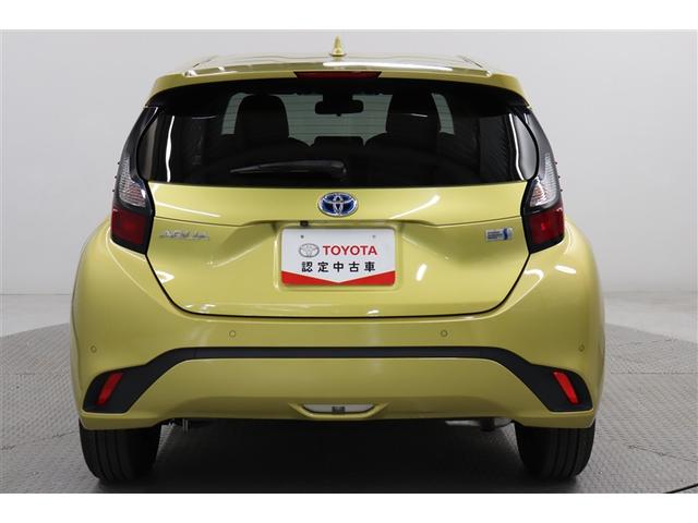 アクア Ｘ　踏み間違い防止　１００Ｖ　イモビ　点検記録簿　ＬＥＤヘッドライト　スマートキー　横滑り防止機能　キーレスエントリー　ワンオーナー　オートクルーズ　オートエアコン　元試乗車　カーテンエアバッグ　ＡＢＳ（8枚目）