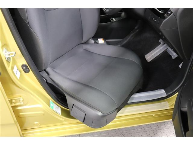 アクア Ｘ　踏み間違い防止　１００Ｖ　イモビ　点検記録簿　ＬＥＤヘッドライト　スマートキー　横滑り防止機能　キーレスエントリー　ワンオーナー　オートクルーズ　オートエアコン　元試乗車　カーテンエアバッグ　ＡＢＳ（17枚目）