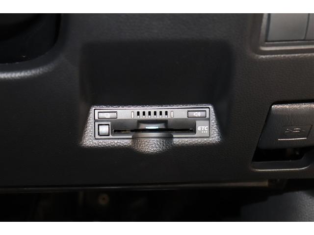 ヤリスクロス ハイブリッドＧ　ＴＳＳ　イモビライザー　バックモニタ－　記録簿有　エアコン　ナビ　ＬＥＤヘッドライト　インテリキー　パワーウィンド　ワンオーナ　Ｗエアバック　オートクルーズ　メディアプレイヤー接続　キーフリー　アルミ（9枚目）