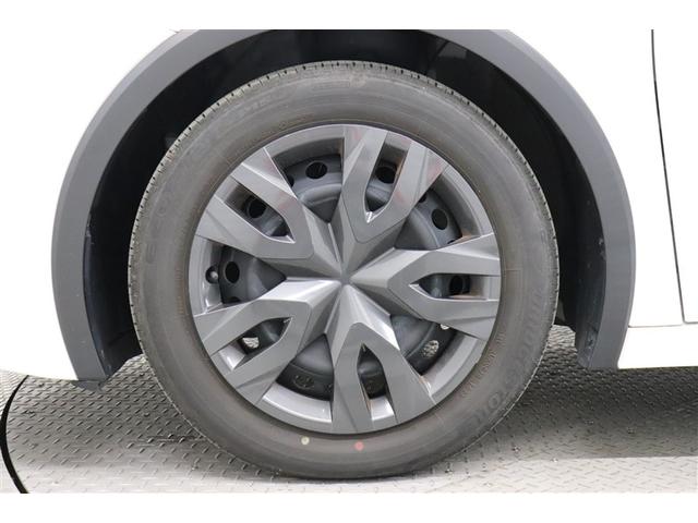 プリウス Ｘ　盗難防止装置　フルセグＴＶ　ＴＶ　１００Ｖ電源　ＬＥＤ　記録簿　ＥＳＣ　クルコン　ミュージックプレイヤー接続可　スマートキー　ＡＣ　キーフリー　ＥＴＣ　アイドリングストップ　サイドエアバック　ＡＢＳ（18枚目）