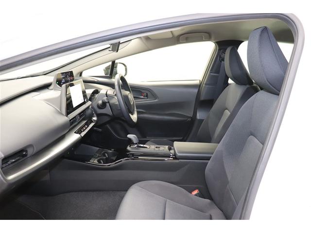 プリウス Ｘ　盗難防止装置　フルセグＴＶ　ＴＶ　１００Ｖ電源　ＬＥＤ　記録簿　ＥＳＣ　クルコン　ミュージックプレイヤー接続可　スマートキー　ＡＣ　キーフリー　ＥＴＣ　アイドリングストップ　サイドエアバック　ＡＢＳ（21枚目）