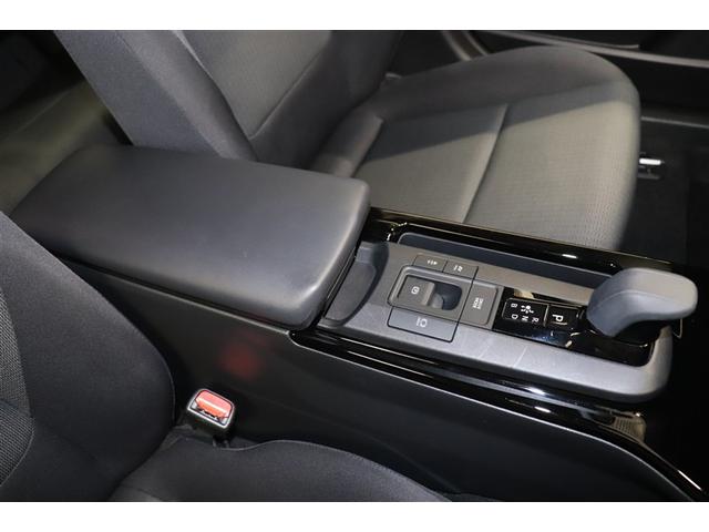 プリウス Ｘ　盗難防止装置　フルセグＴＶ　ＴＶ　１００Ｖ電源　ＬＥＤ　記録簿　ＥＳＣ　クルコン　ミュージックプレイヤー接続可　スマートキー　ＡＣ　キーフリー　ＥＴＣ　アイドリングストップ　サイドエアバック　ＡＢＳ（35枚目）