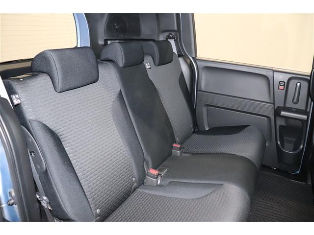 フリードスパイクハイブリッド ハイブリッド　エアバッグ　ウォークスルー　ナビＴＶ　パワーウインドウ　横滑り防止　メモリーナビ　キーレスキー　パワステ　Ｗエアバッグ　ＥＴＣ　オートエアコン　ＡＵＸ　ＡＢＳ　リアカメラ　取説記録　ＤＶＤ再生可（19枚目）