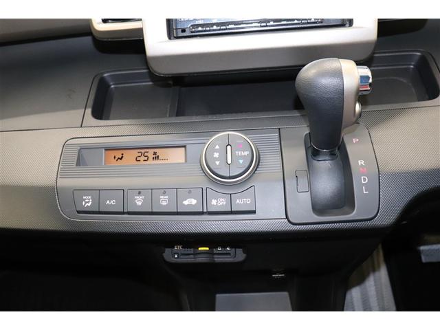 フリードスパイクハイブリッド ハイブリッド　エアバッグ　ウォークスルー　ナビＴＶ　パワーウインドウ　横滑り防止　メモリーナビ　キーレスキー　パワステ　Ｗエアバッグ　ＥＴＣ　オートエアコン　ＡＵＸ　ＡＢＳ　リアカメラ　取説記録　ＤＶＤ再生可（30枚目）