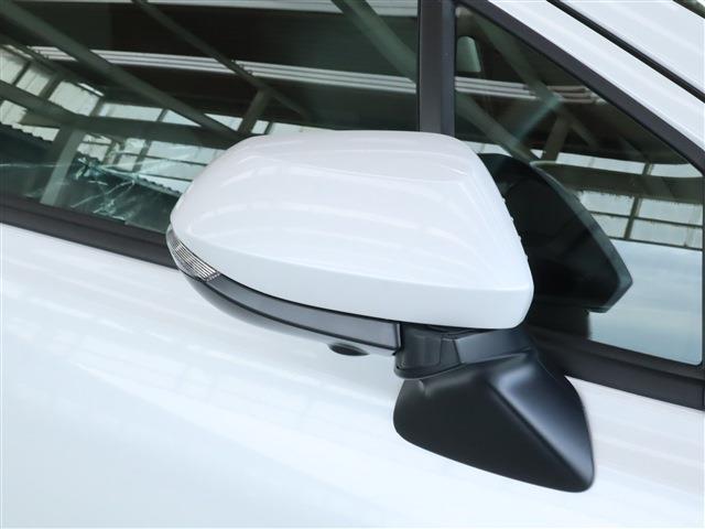 トヨタ アクア ｚ 登録済未使用車 全カメラ ｂｓｍ ｐｓブレーキ 243 8万円 令和4年 22年 愛知県 中古車 価格 Com