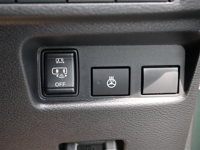 デリカミニ Ｔ　プレミアム　リミテッドエディション　２トーン　登録済未使用車　Ｍパイロット（12枚目）