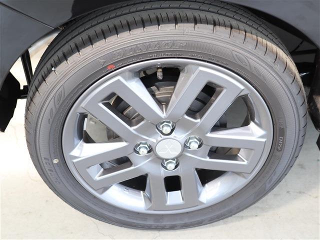 デリカミニ Ｔ　プレミアム　届出済未使用車　Ｍパイロット　Ｍビュー（8枚目）