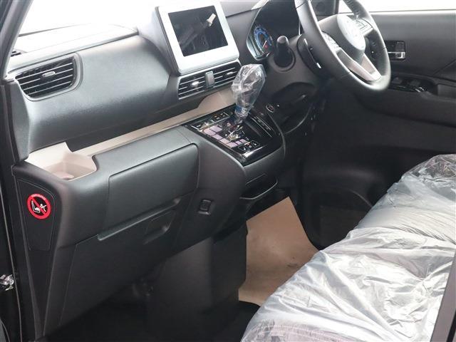 デリカミニ Ｔ　プレミアム　届出済未使用車　Ｍパイロット　Ｍビュー（17枚目）