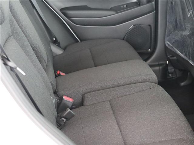 ヴェゼル Ｇ　４ＷＤ　登録済未使用車　ナビ装着用ＰＫＧ（16枚目）