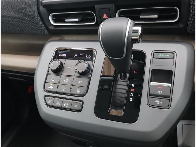 フリード エアー　ＥＸ　６人　届出済み未使用車　１５ＡＷ　ＢＳＭ　Ｒクーラー　シートヒーター（8枚目）