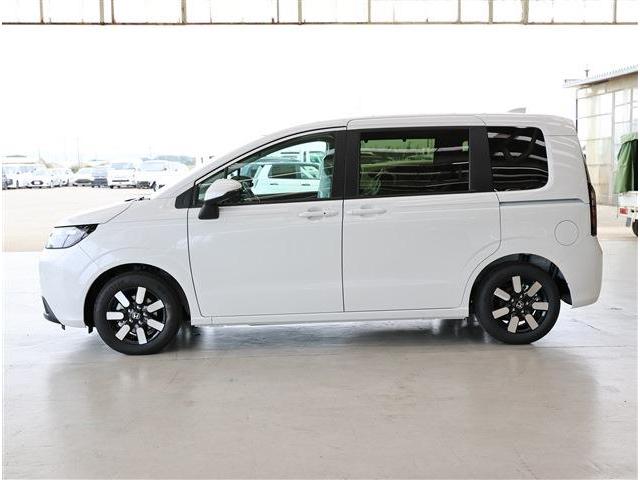 フリード エアー　ＥＸ　６人　届出済み未使用車　１５ＡＷ　ＢＳＭ　Ｒクーラー　シートヒーター（28枚目）