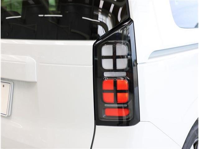 フリード エアー　ＥＸ　６人　届出済み未使用車　１５ＡＷ　ＢＳＭ　Ｒクーラー　シートヒーター（30枚目）