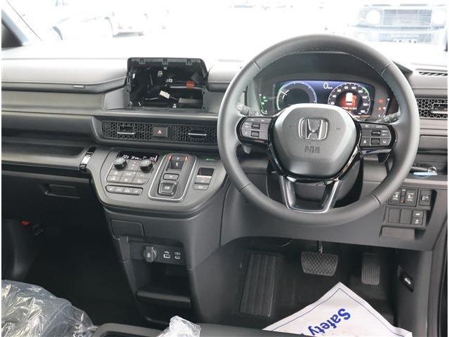 ステップワゴン e:HEVスパーダ 登録済未使用車 ナビ装着用PKG(3枚目)