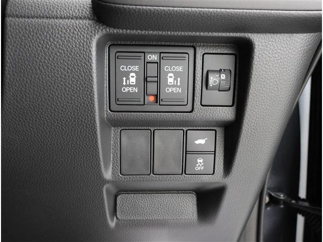 ステップワゴン e:HEVスパーダ 登録済未使用車 ナビ装着用PKG(12枚目)